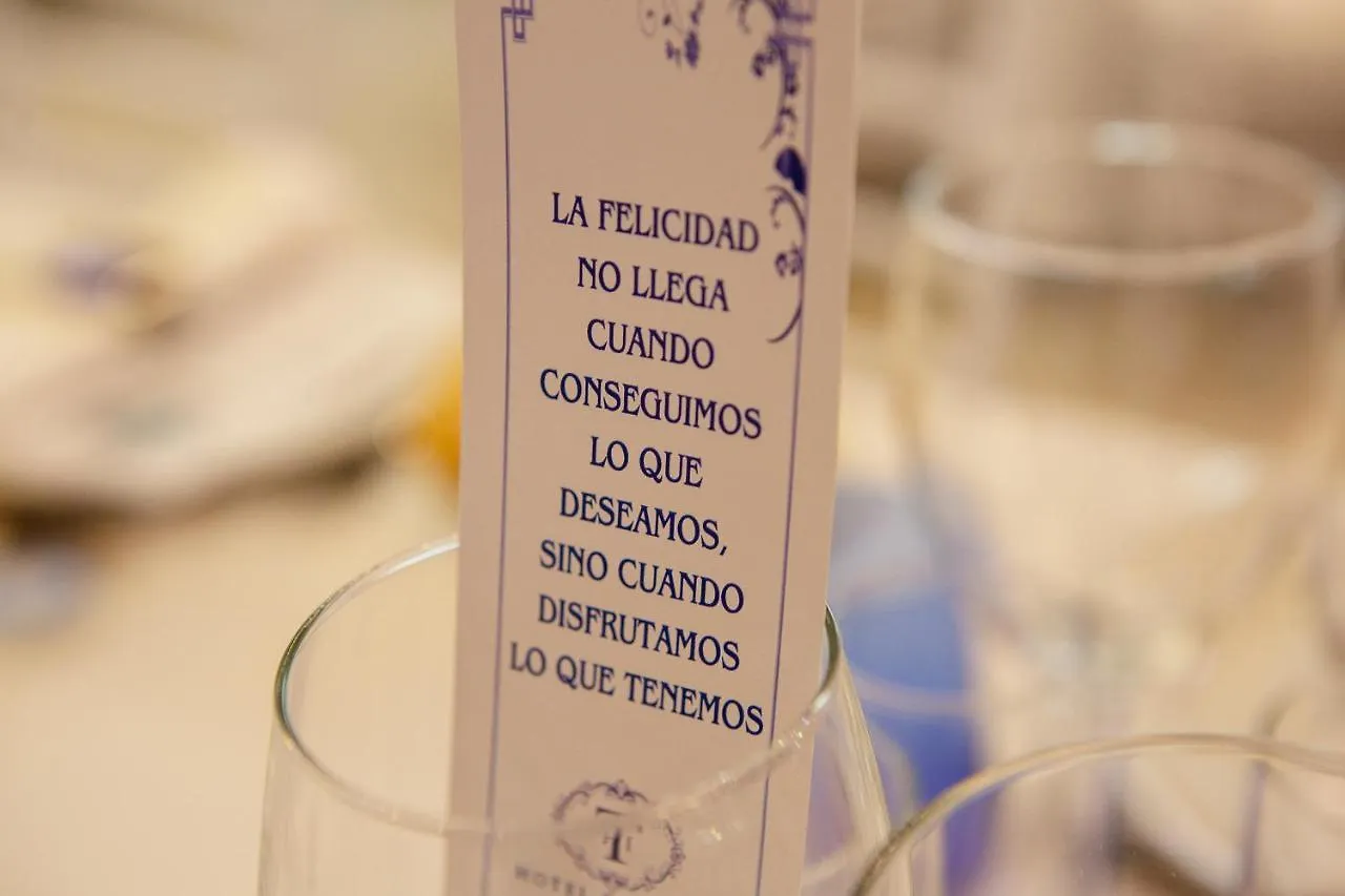 Hotel Torres I Villanueva del Arzobispo 3*,